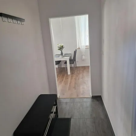 Apartamento Anezka -1-